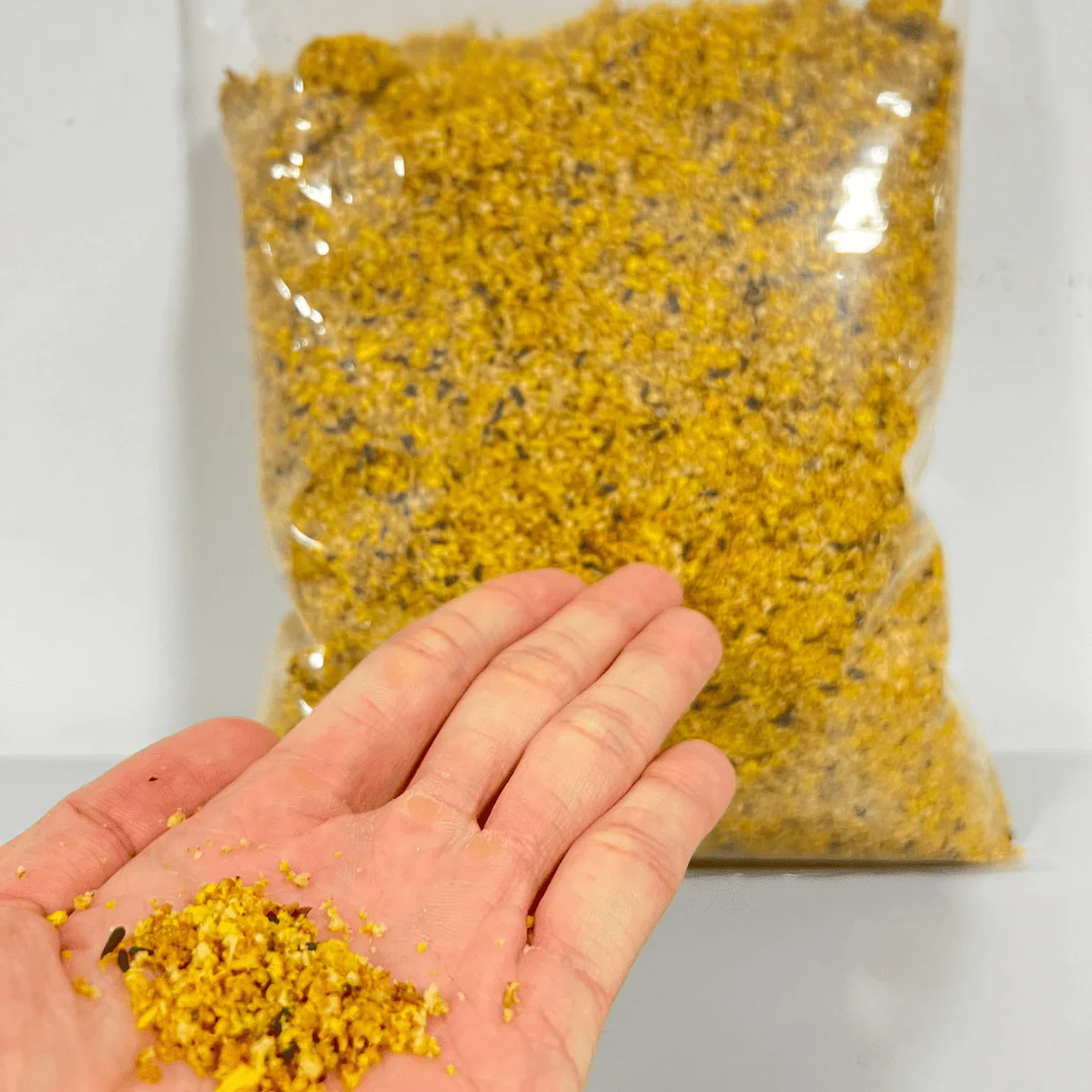 NF Egg Food 1kg for Pet Birds - Image 2