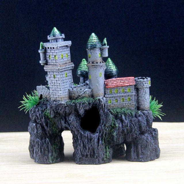 RQ596 Castle House Aquarium Decoration 18x10x19cm - Image 3